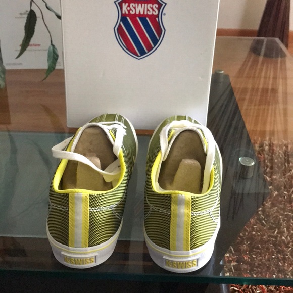 Women’s K-Swiss - Picture 4 of 6